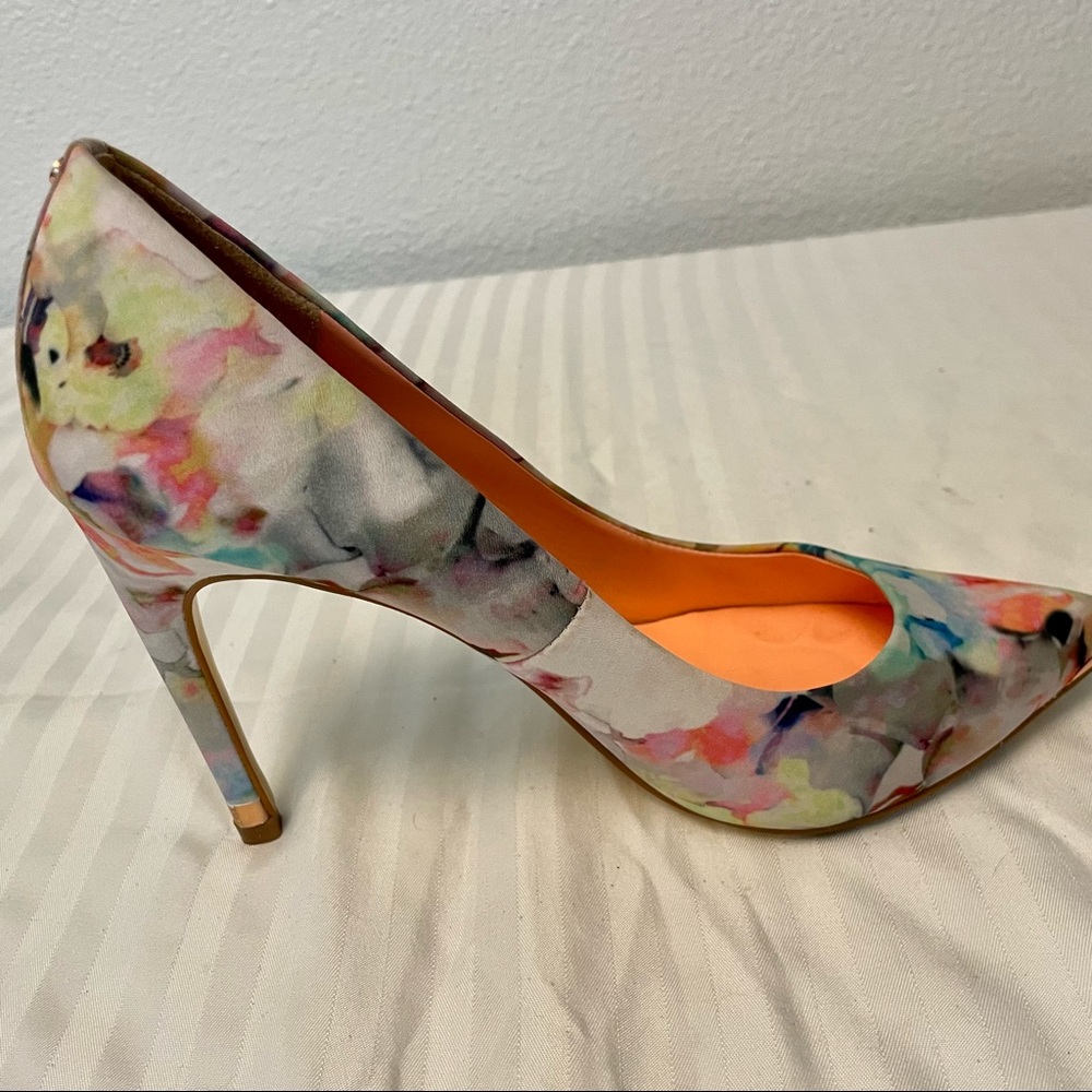 Ted Baker London Multicolor Floral Heels - Picture 14 of 15